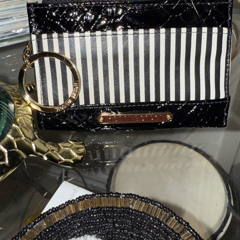 Henri Bendel Black and White Striped Wallet - Picture 3 of 6